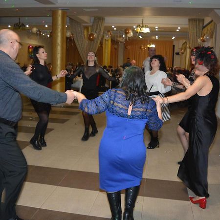 Pensiunea Popasul Ursilor Chiscau Extérieur photo